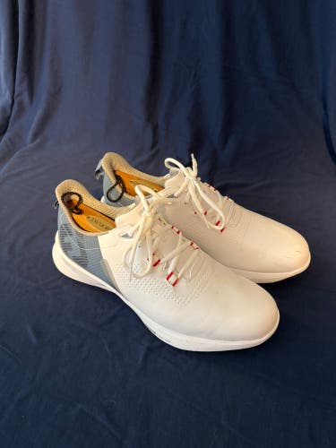 Men's Size M 9.0 (W 10.0) Footjoy Golf Shoes (Used)