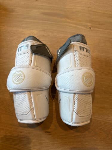 Medium Adult Maverik M5 Arm Pads (Used)