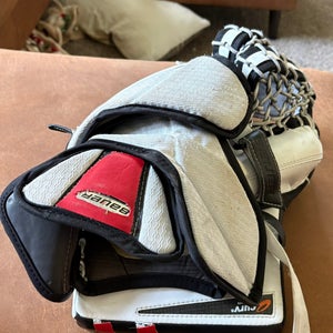 Goalie glove ice hockey