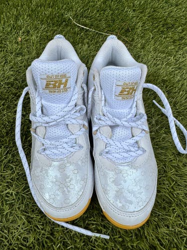 Bryce Harper Under Armour Youth Cleats 1.5Y