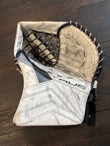 True 590 Regular (Used)