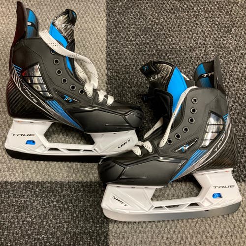NEW Intermediate True TF9 Hockey Skates Size 6