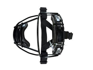 Used Schutt BLACK FIELDERS MASK BB/SB Fielders Mask Black One Size 11833-S000165268
