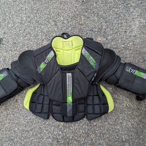 Small / Medium 2023 Warrior RITUAL X4 E Goalie Chest Protector (Used)