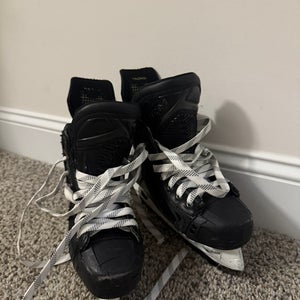 CCM Tacks XF Pro Hockey Skates Size 1.5 (Used)