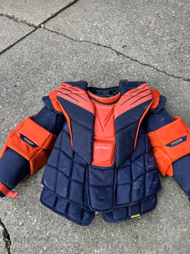 XL  Bauer Hyperlite Goalie Chest Protector Pro Stock (Used)