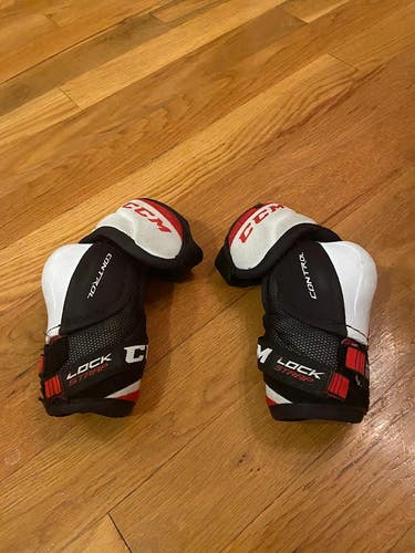 Junior Medium CCM JetSpeed Control Elbow Pads (Used)