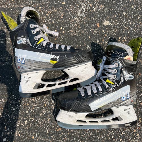 Junior Bauer Vapor X4 Hockey Skates | Size 3 EE