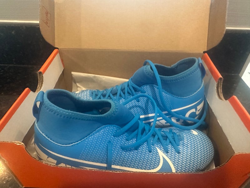 Blue Kids 3Y (Big Kids / Youth) Nike Superfly 7 Elite FG Turf Cleats Cleats (New)