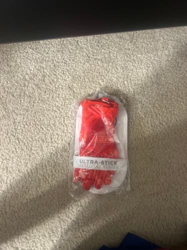 Red XL Youth Battle Gloves (New)
