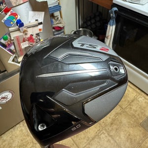 9* Left Handed Titleist tsi2 Driver 9 Degree Regular Flex Shaft Lefty