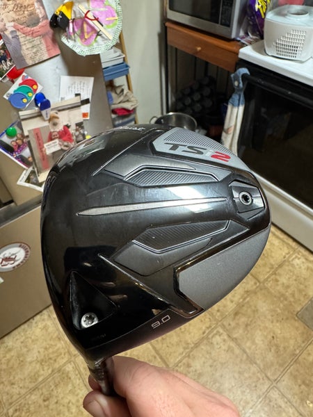 9* Left Handed Titleist tsi2 Driver 9 Degree Regular Flex Shaft Lefty