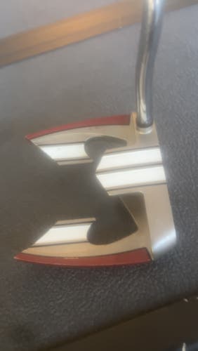 Red Odyssey Mallet white hot teron Right Handed Putter (Used)