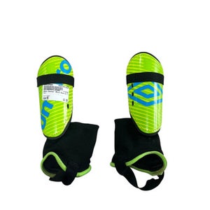 Used Umbro Soccer Shin Guards Youth Green MD 11833-S000164690