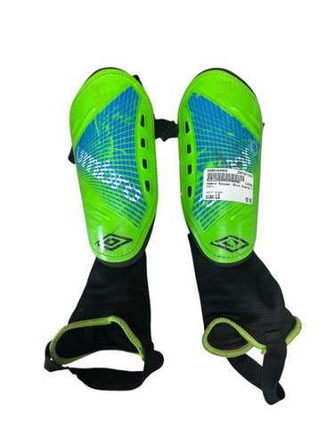 Used Umbro Soccer Shin Guards Youth Green LG 11833-S000164854