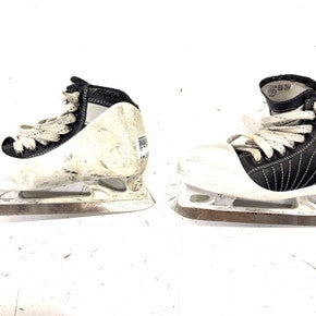 Used CCM 652 SUPER TACKS Junior Goalie Skate Junior 01.5 11860-S000295412