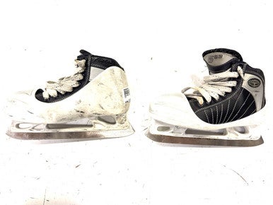 Used CCM 652 SUPER TACKS Junior Goalie Skate Junior 01.5 11860-S000295412