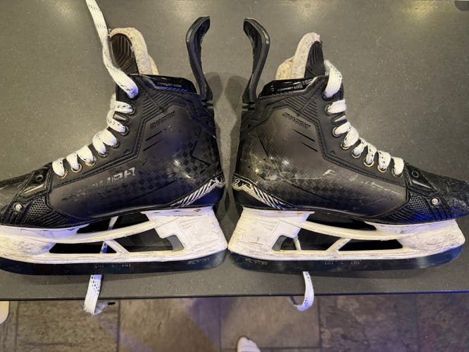 2024 Bauer Supreme Shadow Hockey Skates Regular Width   7.5 (Used)