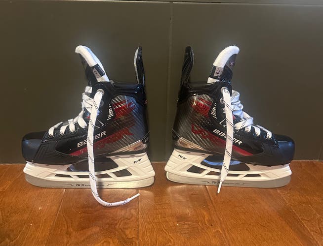 Bauer Vapor X Shift Pro Hockey Skates Extra Wide Width EE - Youth 13