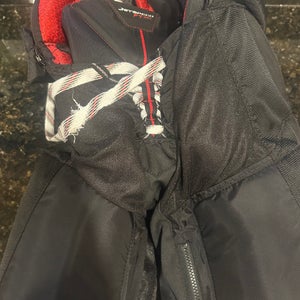 Junior Large CCM JetSpeed FT390 Hockey Pants (Used)