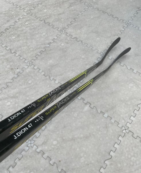 2 PACK! Intermediate Supertacks As3 pro Left P28 65 flex (one new one used)