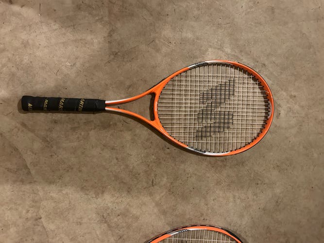 Adult Tennis Racquet (Used)
