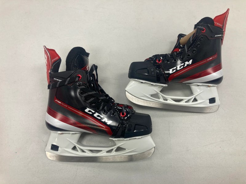 NEW Intermediate CCM Jetspeed XTRA PLUS Hockey Skates Size 4.5