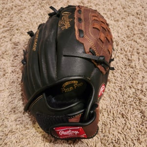 Rawlings RH Renegade Baseball/Softball Glove 12.5"  Nice Glove Infield/Outfield