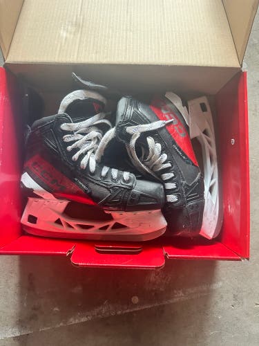 CCM Jetspeed FT680 Hockey Skates Size 5.5 (Used)