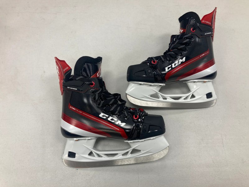 NEW Intermediate CCM Jetspeed XTRA PLUS Hockey Skates Size 4.5