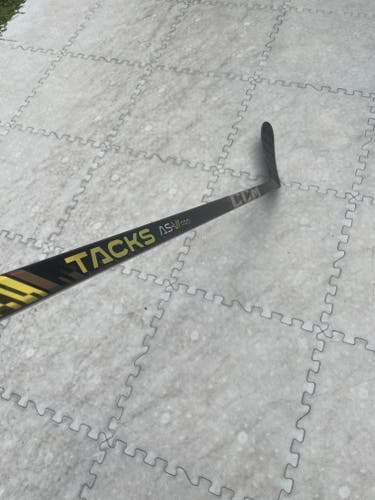 Senior CCM Tacks AS-VI Pro Left Hand Hockey Stick P28 (New)