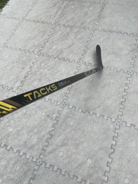 Senior CCM Tacks AS-VI Pro Left Hand Hockey Stick P28 (New)