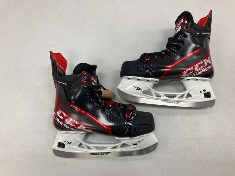 NEW Intermediate CCM Jetspeed XTRA PLUS Hockey Skates Size 5