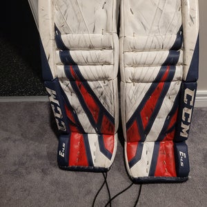 28" CCM Extreme Flex E4.5 Goalie Leg Pads (Used)