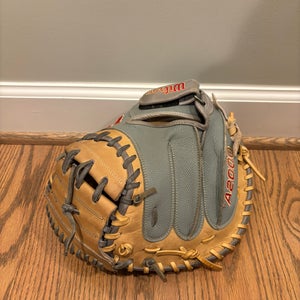 2023 Catcher's Wilson RH A2000 Baseball Glove 33" (New)
