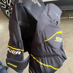 Bauer Supreme s29 Girdle - Jr Medium