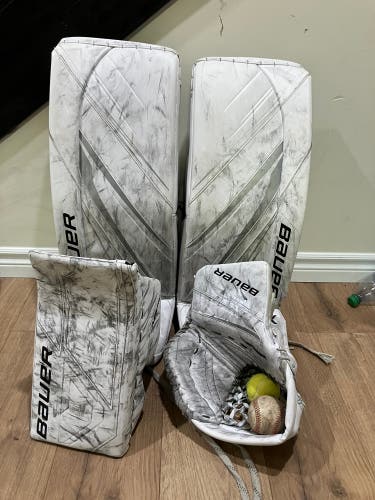 30" Bauer Vapor X5 Pro Regular Goalie Full Set (Used)