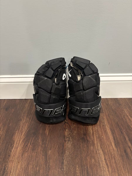 Bauer Supreme Mach Gloves 14" (New) All Black