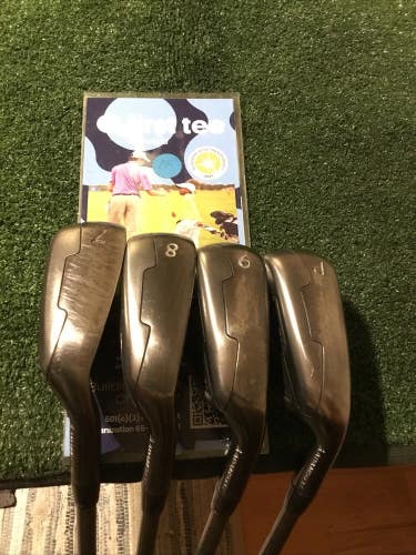 Adams Idea Tech V4 Hybrid Irons Set (7-PW) Regular 60g Graphite Shafts