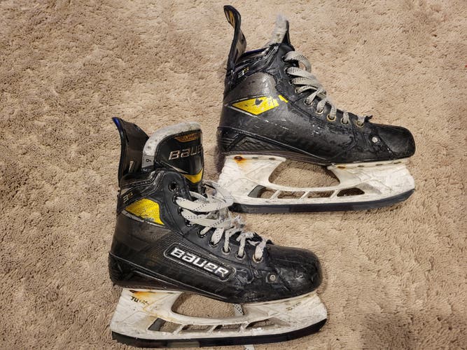 Bauer Supreme 3S Pro Hockey Skates Size 6 Fit 3 (Used)