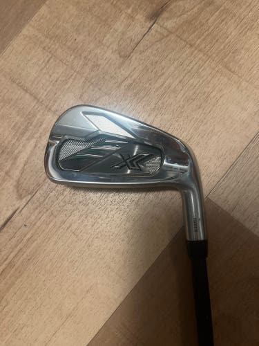 Men's XXIO 2022 X Right Handed Iron Set Stiff Flex (7 Clubs) #5 - #9, PW, GW Graphite Shaft (Used)