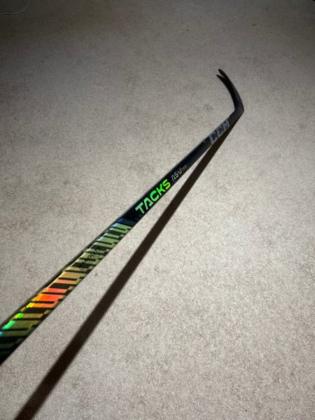 Senior CCM Tacks AS-VI Pro Right Handed Hockey Stick P28 (New)