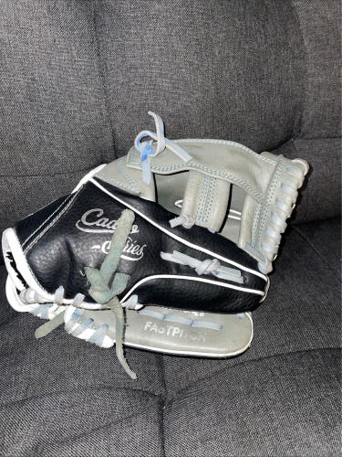 Marucci 11” Girls' Caddo S Type Series Softball Glove