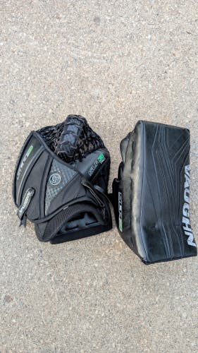 Vaughn SLR3 Pro Glove and Blocker Black