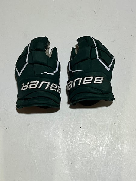 Michigan State Bauer Supreme Ultrasonic Gloves 15" Pro Stock (Used)