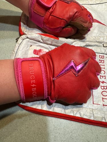 Bruce Bolt Bader Pink Small Batting Gloves (Used)