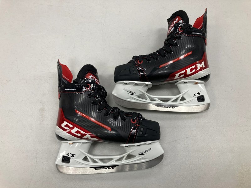 NEW Junior CCM Jetspeed XTRA PLUS Hockey Skates Size 2.5