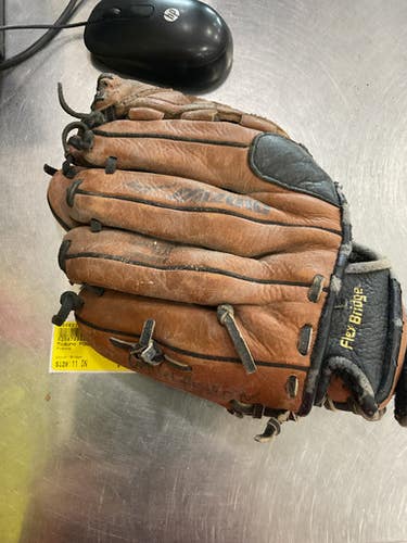 Used Mizuno POWERCLOSE II BB/SB Glove RH Throw Brown 11" 11614-S000217838