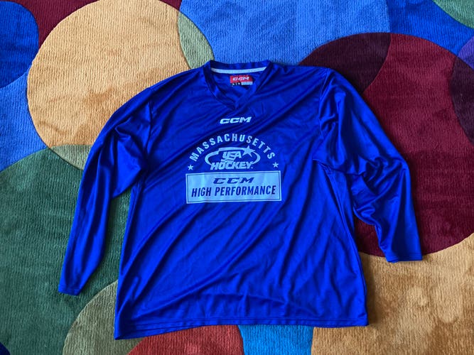 Senior XL USA Hockey CCM Jersey