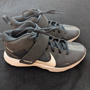 Used Nike Force Trout 7 Turf Baseball Shoes Size 5Y
